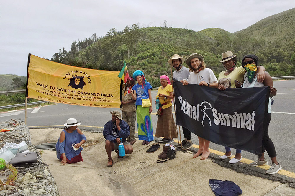 road-side protestors with signs about OkavangoDelta