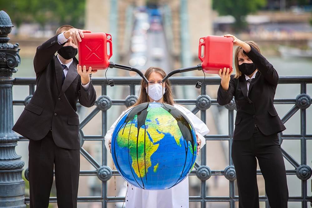 image for article Global Newsletter #40: Die Welt ist immer noch krank