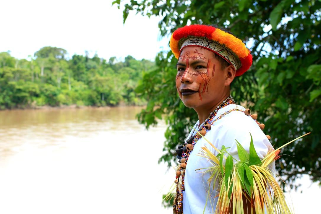 image for article Esperanza en la Amazonía: Entrevista con Jimmy Piaguaje
